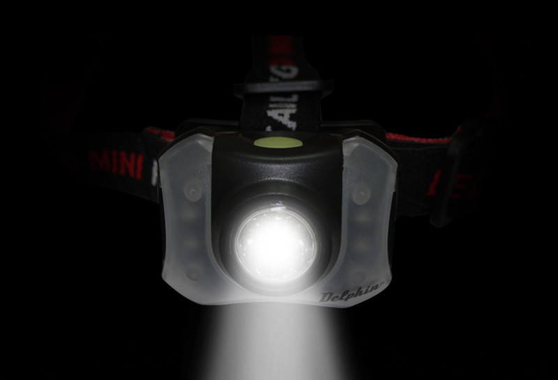 Налобний ліхтарик для риболовлі Delphin POLAR X 5+4 LED Delphin POLAR X налобний ліхтар 5 білих 4 червоних LED 3 AAA червоне світло