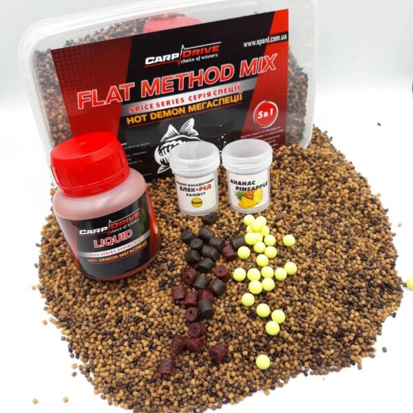 Carp Drive Hot Demon Мегаспеції пелети флет метод мікс 5в1 400 г 2 мм