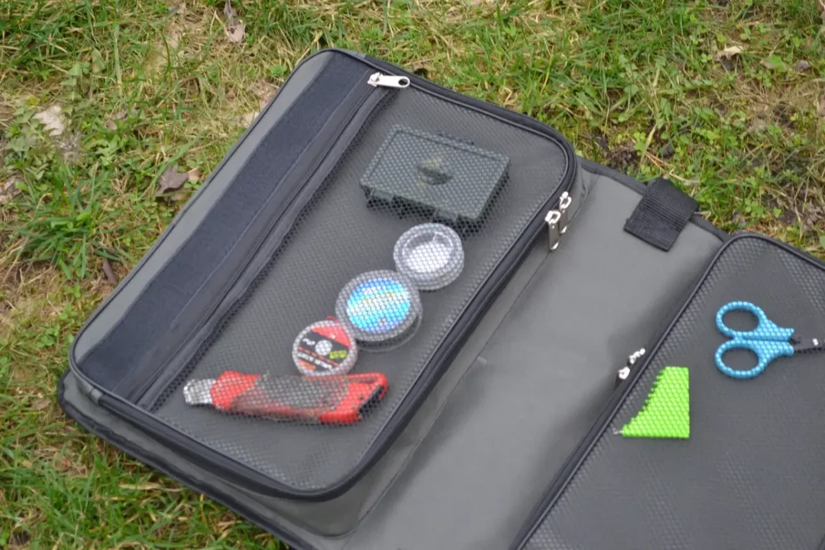 Сумка органайзер для риболовлі з коробкою рибацька сумка Fisher Оксфорд Д-600 - Зображення 4